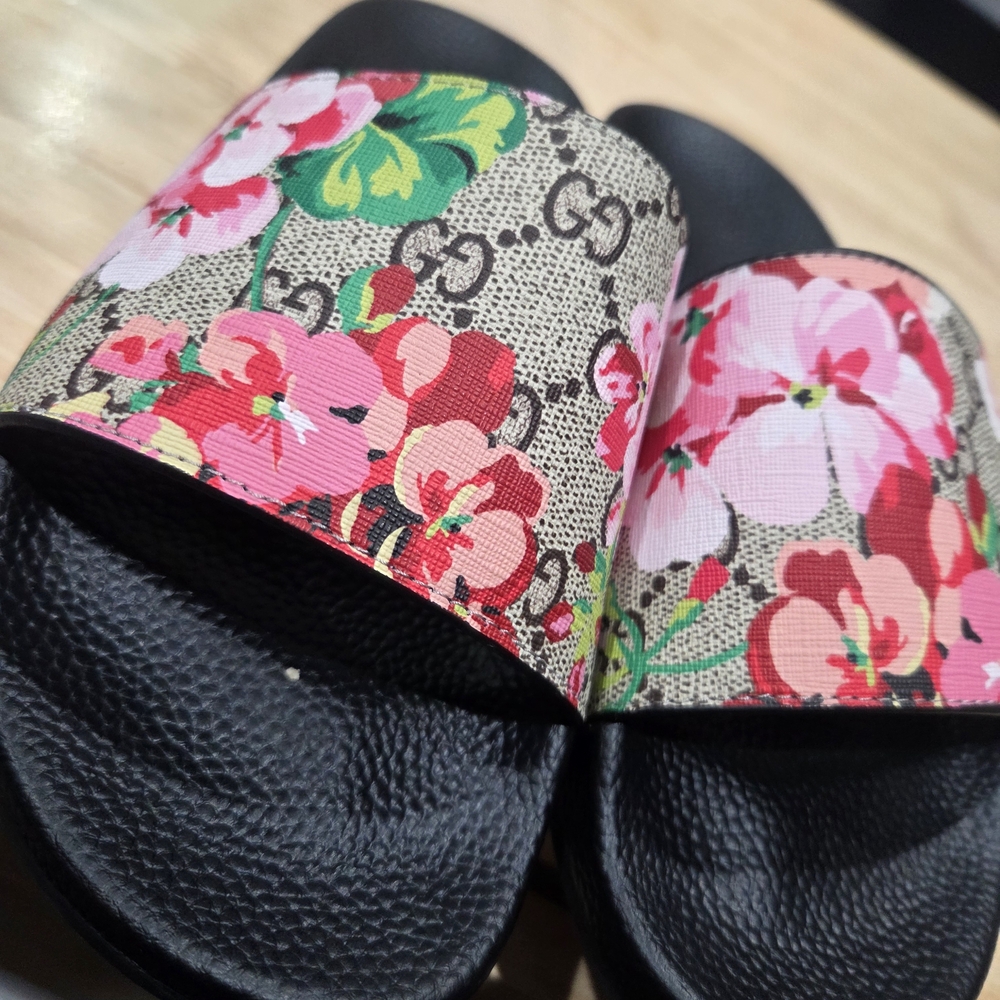 Floral Slide Sandals (No Box)